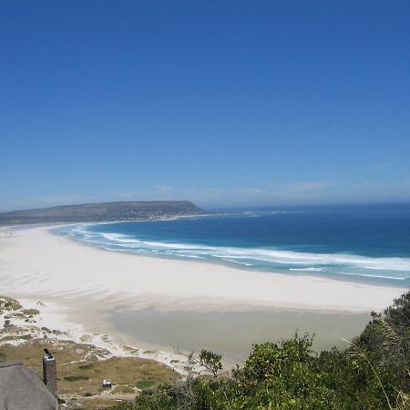 Sacred Mountain Lodge Noordhoek Exterior photo